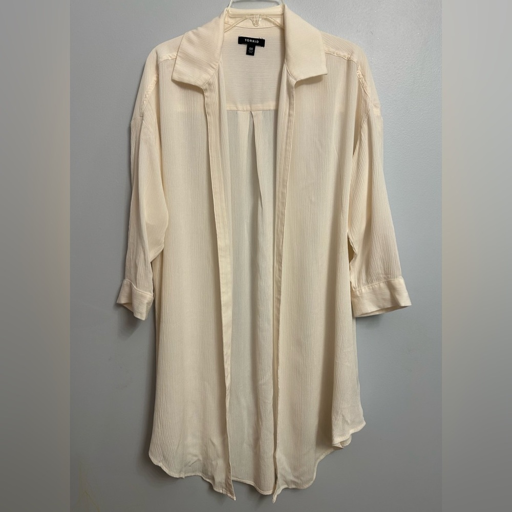 Torrid Cream Tunic Top
